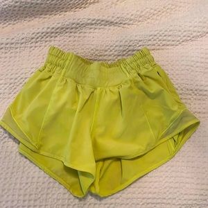Lulu Lemon Shorts Size 0 Hotty Hot 2.5